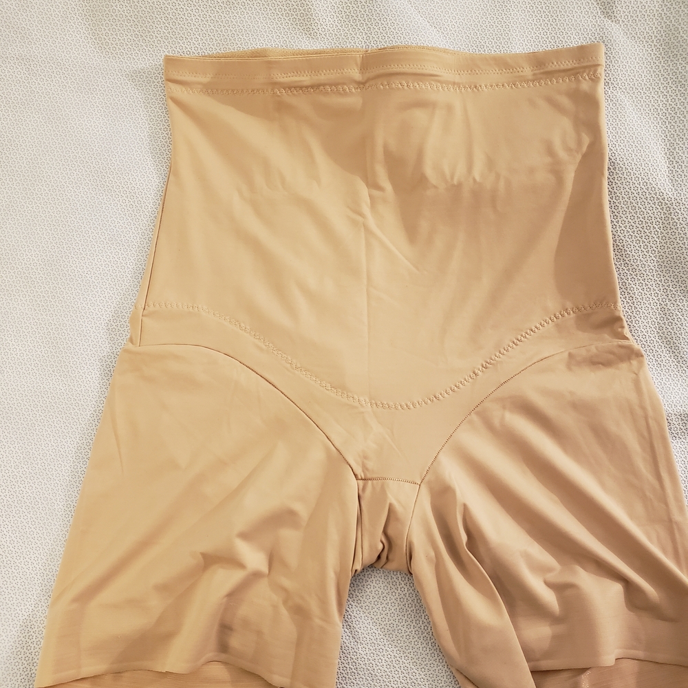 Miraclesuit Beige High-Waist Boxer Upper Thigh Shapewear Girdle - 3X EUC Clean